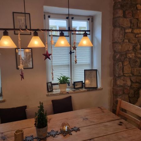 Schoene Ferienwohnung Mit Kamin Neustadt an der Weinstraße المظهر الخارجي الصورة