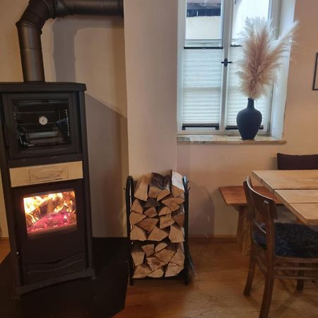 Schoene Ferienwohnung Mit Kamin Neustadt an der Weinstraße المظهر الخارجي الصورة