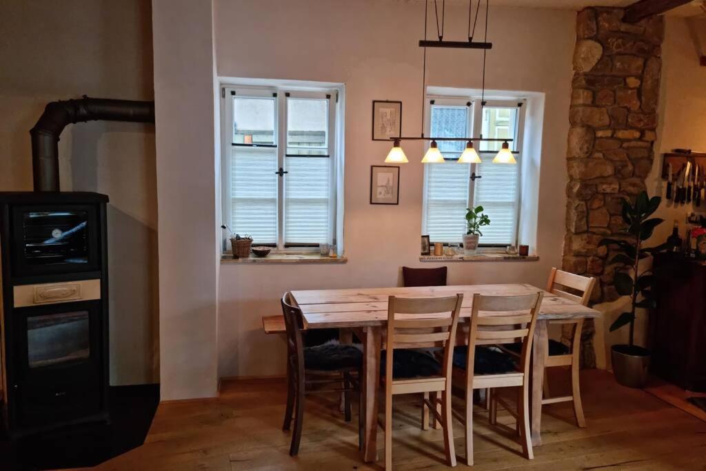 Schoene Ferienwohnung Mit Kamin Neustadt an der Weinstraße المظهر الخارجي الصورة